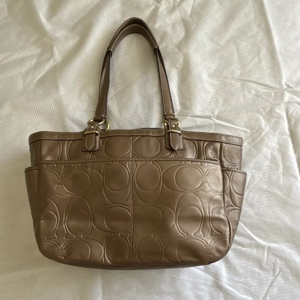 Coach Brown Embossed Logo Tote Bag Zip Closure Gold Hardware Double Handles